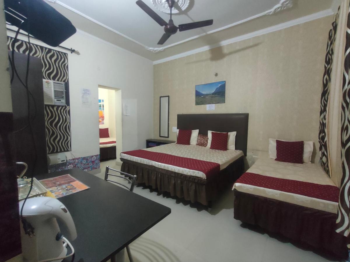 New Chandigarh Holiday Home Extérieur photo