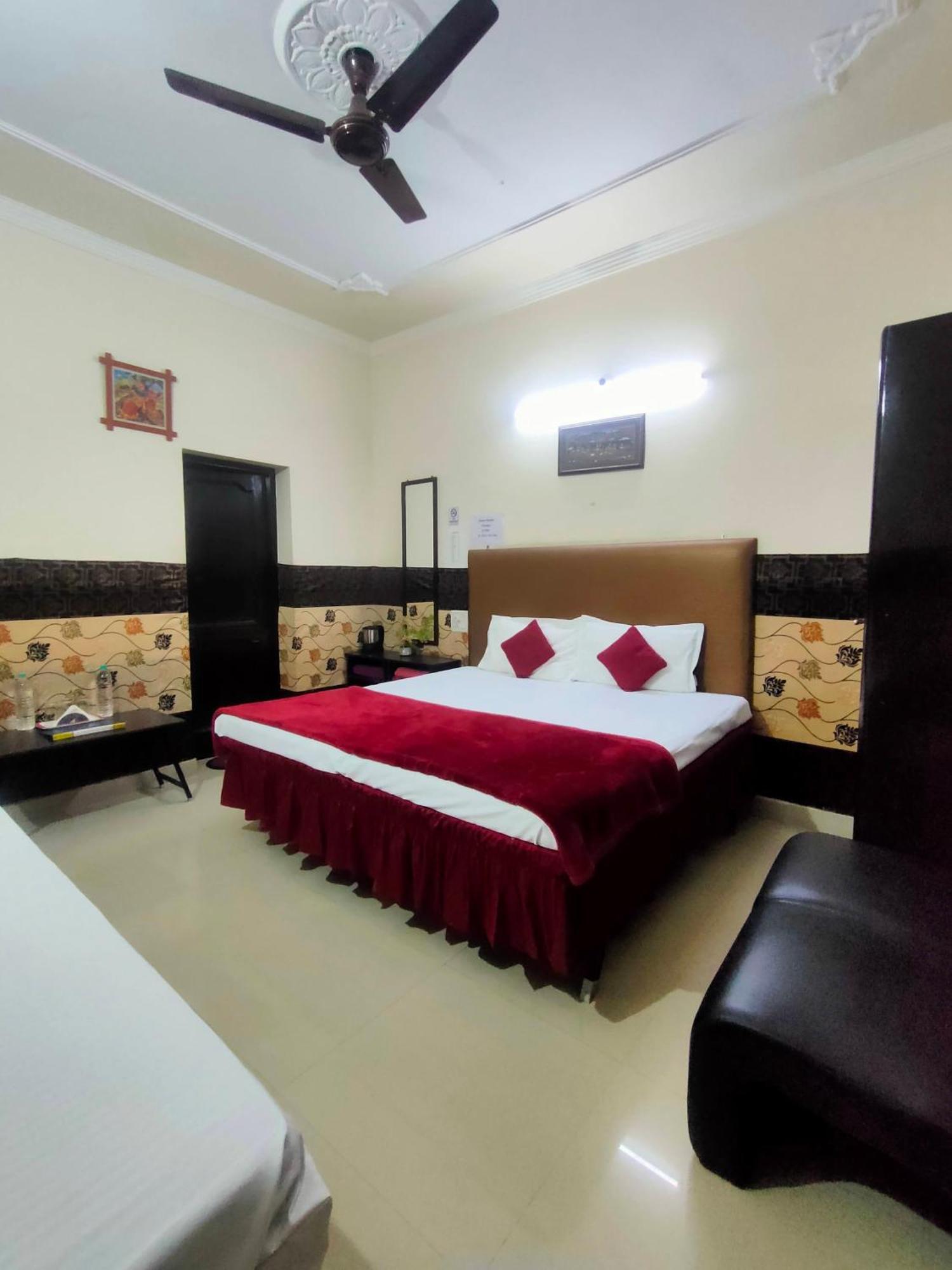 New Chandigarh Holiday Home Extérieur photo