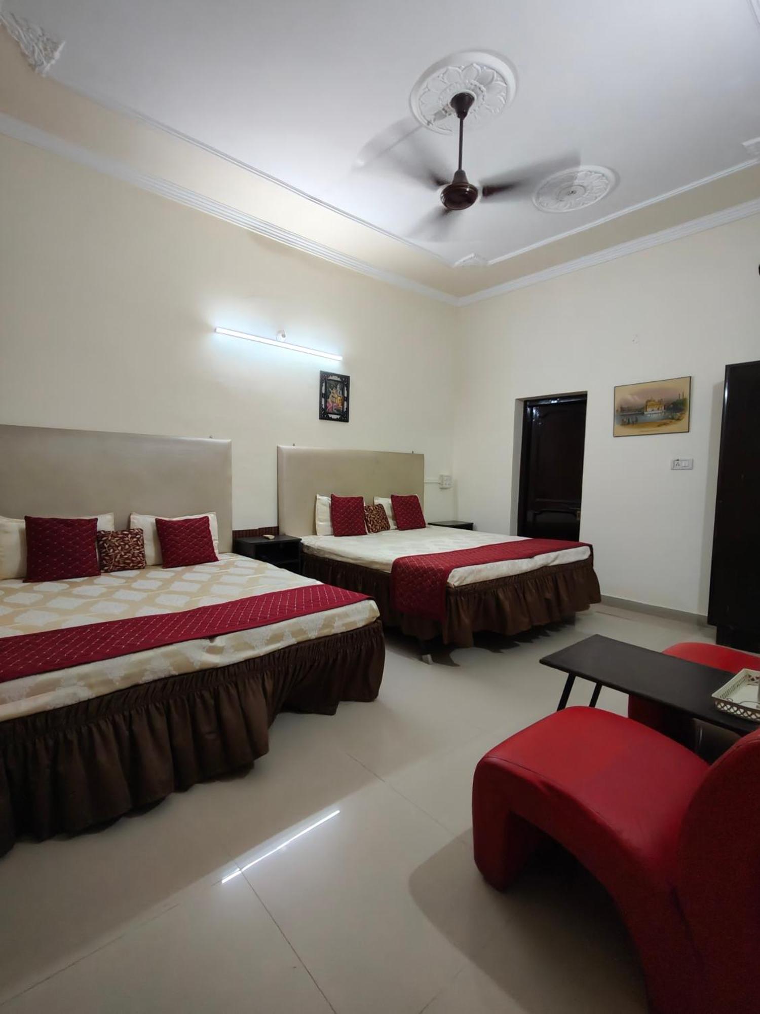 New Chandigarh Holiday Home Extérieur photo
